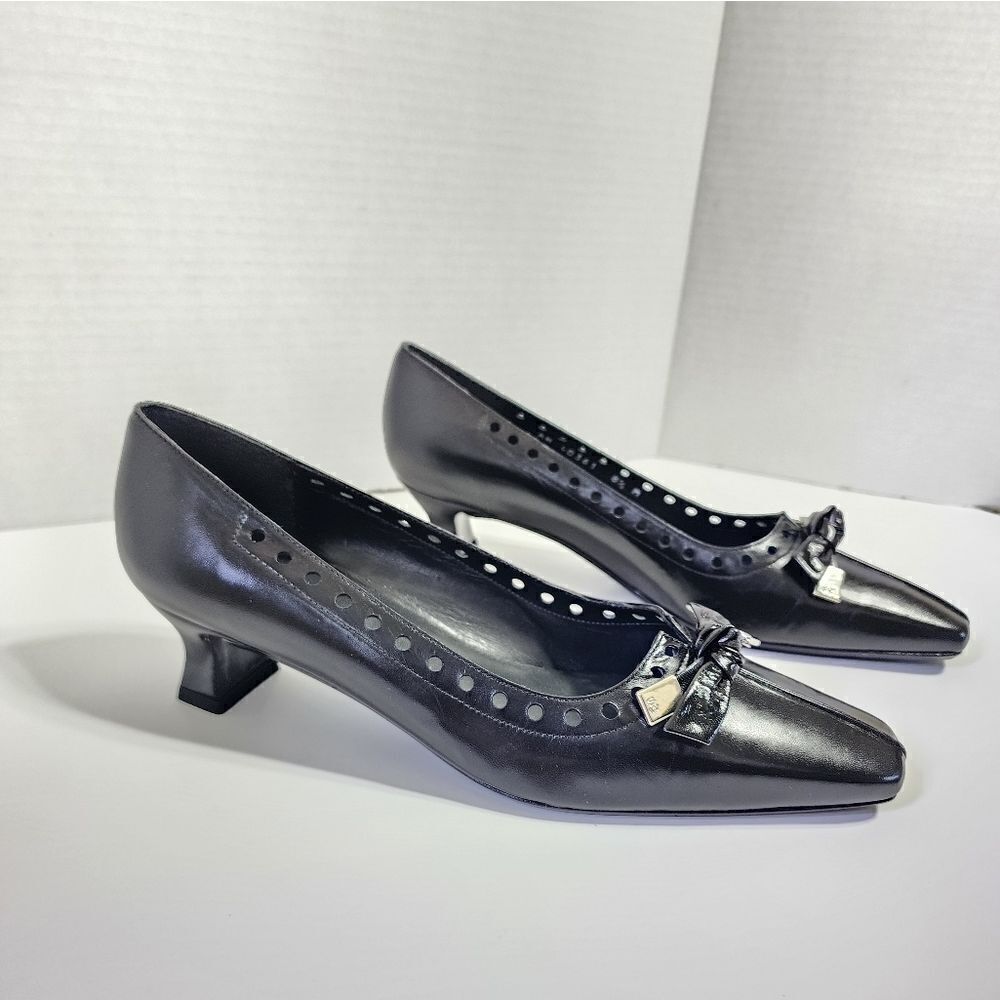 Stuart Weitzman  - Picture 3 of 13